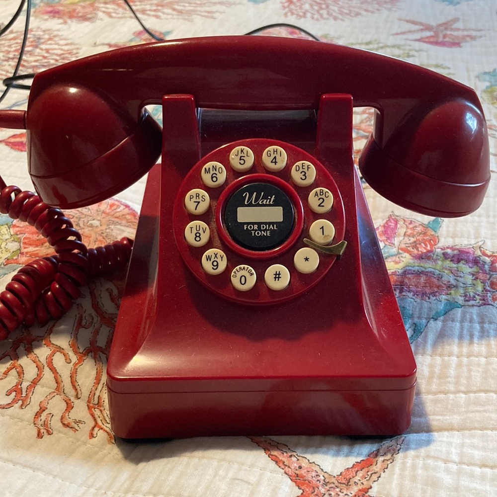 Super secret red phone ☎️😁